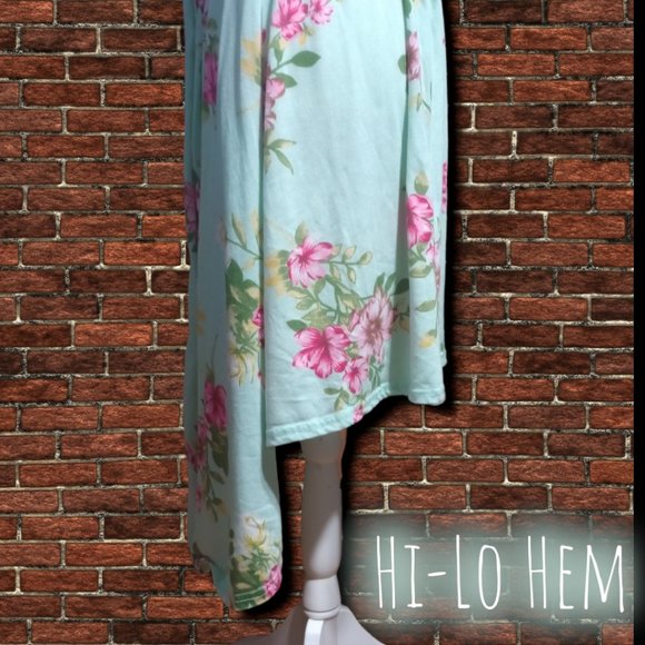 Off Shoulder Mint Green Floral Hi-Lo Dress w/Black Embroidery Accenting Waist - Picture 3 of 8